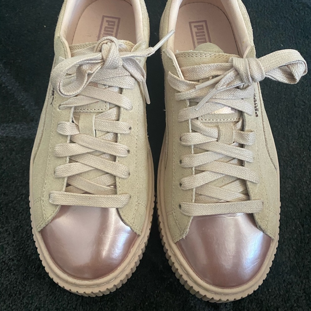 Puma (Women’s) size 8